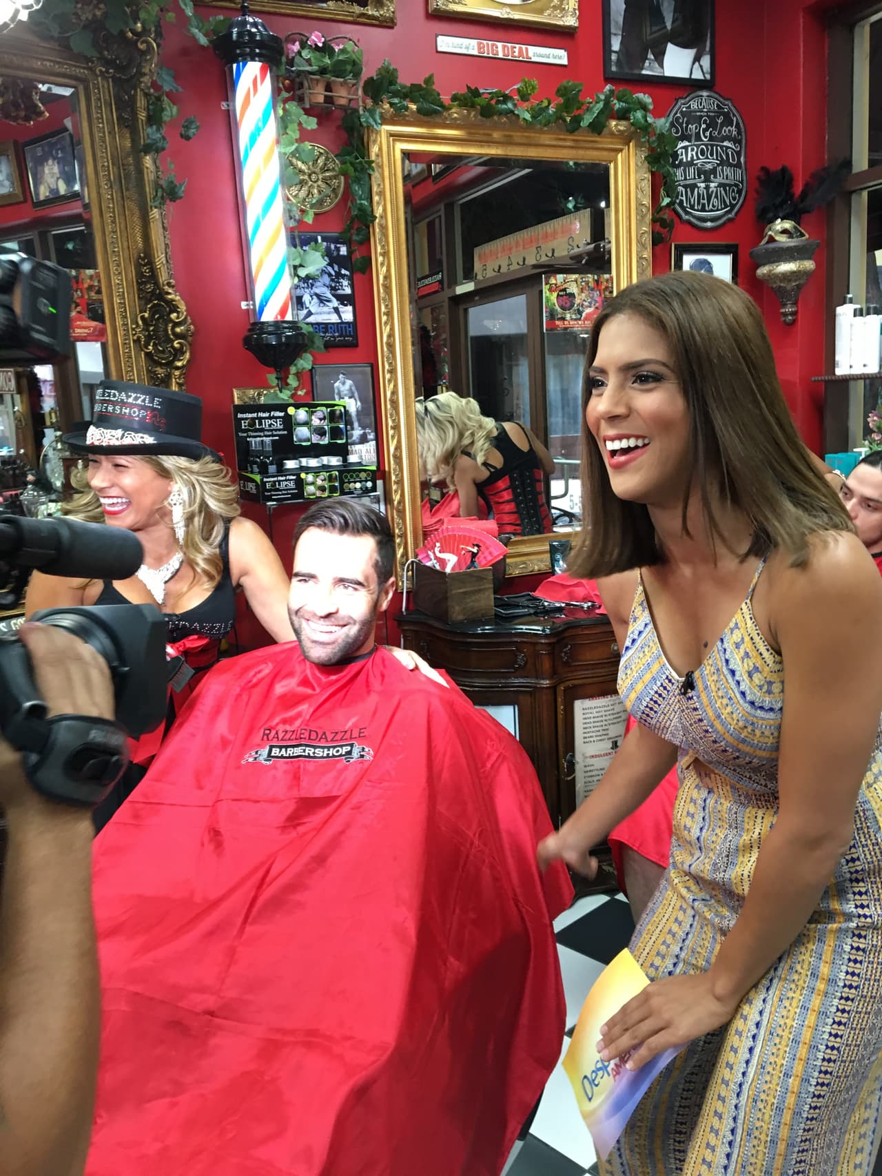 Los caballeros quedan encantados con los resultados.