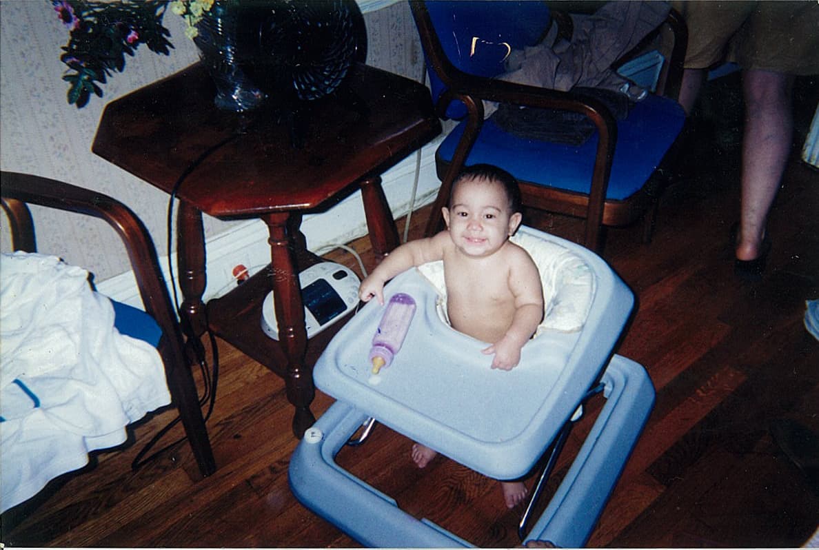 Su artista favorito es Justin Bieber, le gustaría crear una fundación y dedicarse a la música con su hermano mayor, Richard.