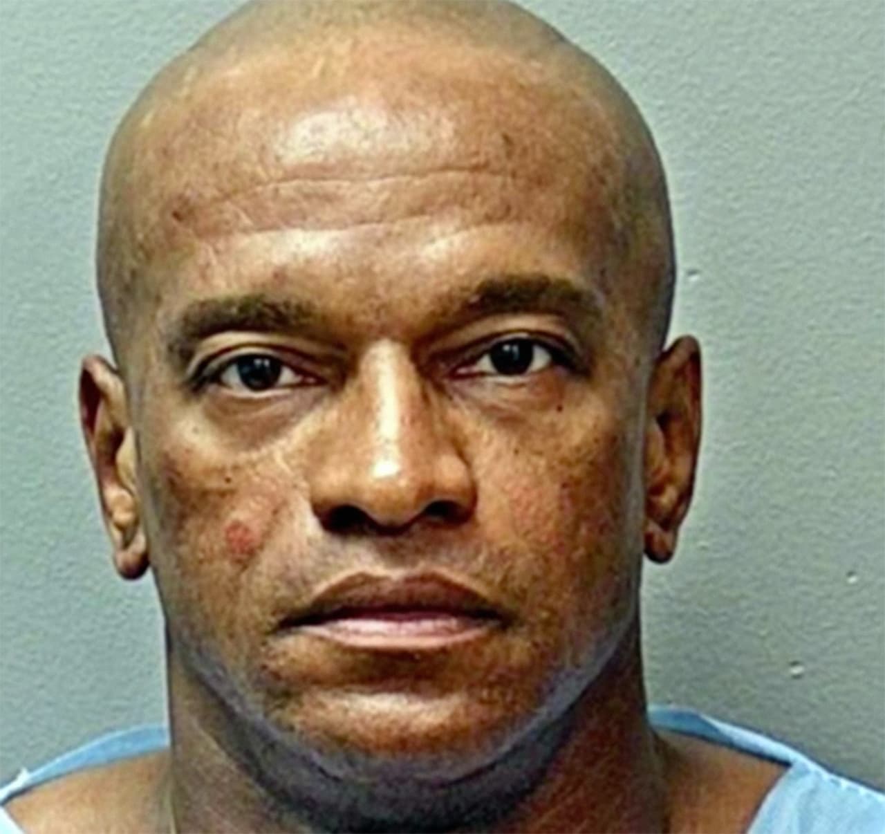 Michael Webb, de 51 años de edad, fue apresado por las autoridades acusado de secuestro agravado.