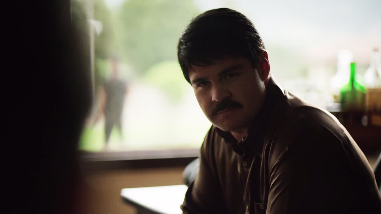 In private, Guzmán Loera promised to respect the territories he had lost at war if he received the same treatment.