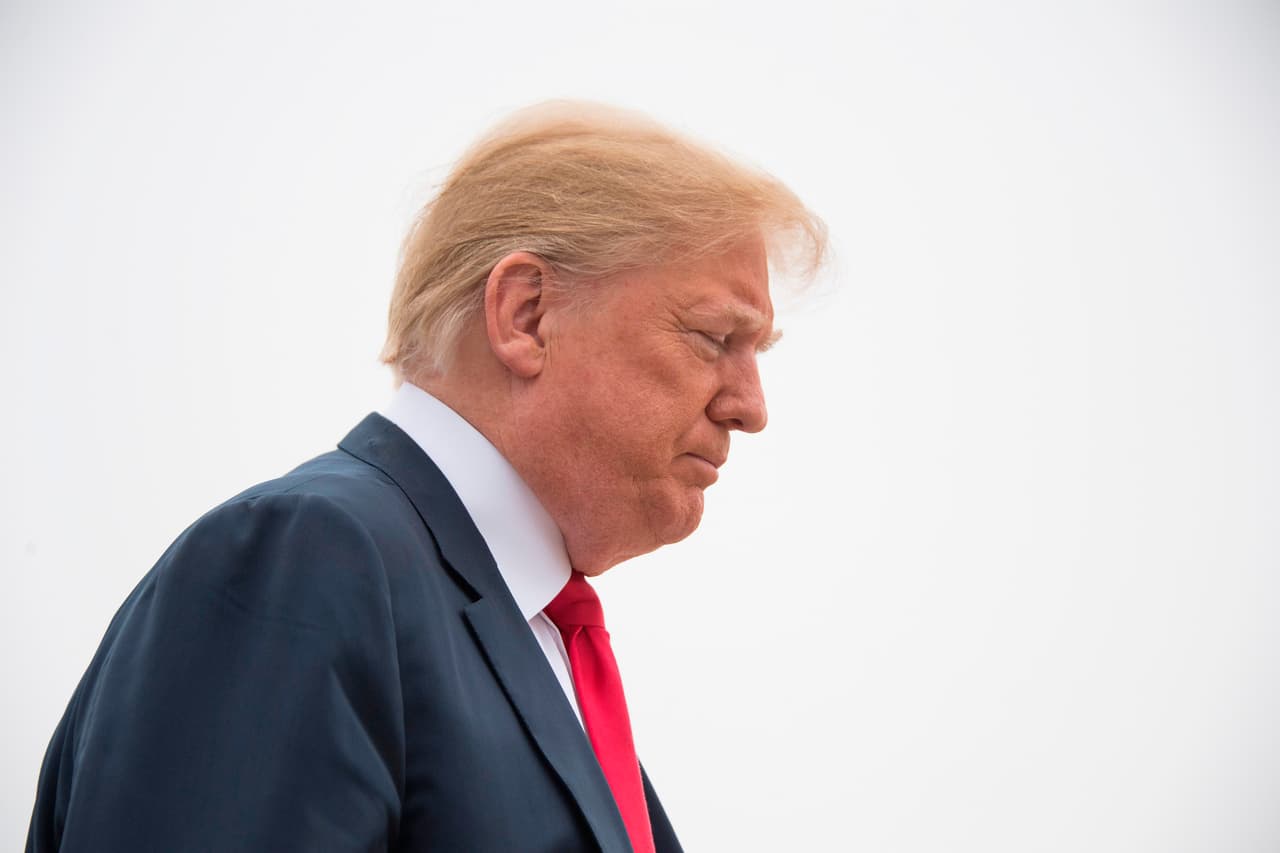 Los perdones presidenciales de Trump, ¿son guiños políticos a sus allegados investigados en el 'Rusiagate'?