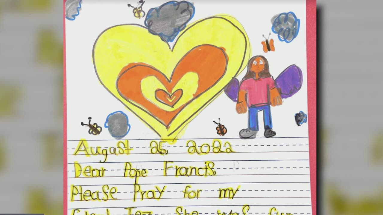 Sobrevivientes del tiroteo en Uvalde envían cartas al papa Francisco