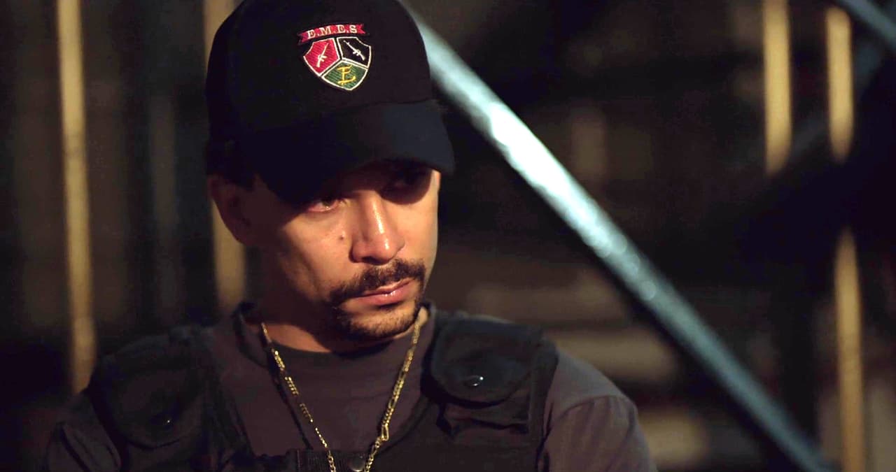 The ‘M16’ took Omar away to test him and “see what he was made of”. He gave him a weapon and ordered him to kill one of ‘El Chapo’s men. Omar was petrified.