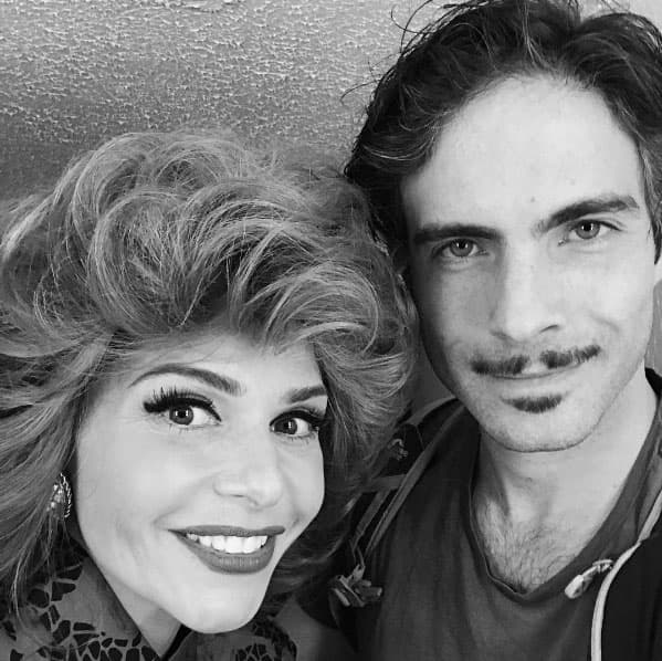 Hace unos días sorprendieron en las redes sociales con este reencuentro: "Miren qué tenemos por aquí!!!! Pa que se entretengan 😂", escribió Osvaldo Benavides en Instagram.