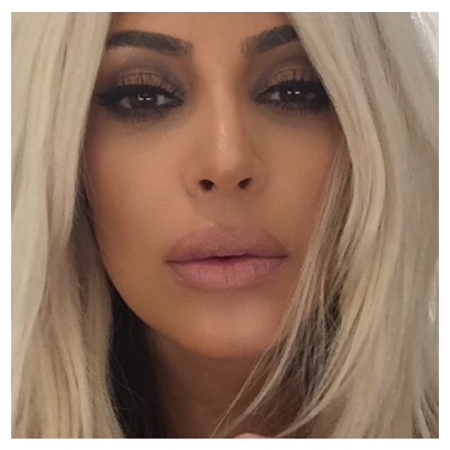 Luego le vimos algunos cambios en el rostro.