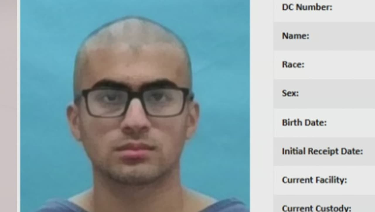 Derek Rosa, condenado por el asesinato de su mamá en Hialeah, es trasladado de cárcel