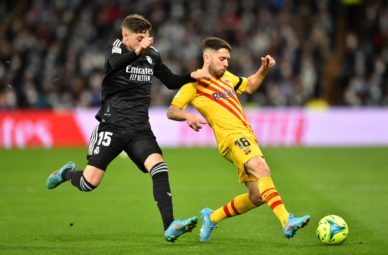 El Real Madrid corría tras el esférico, pero los que jugaban eran los culés.