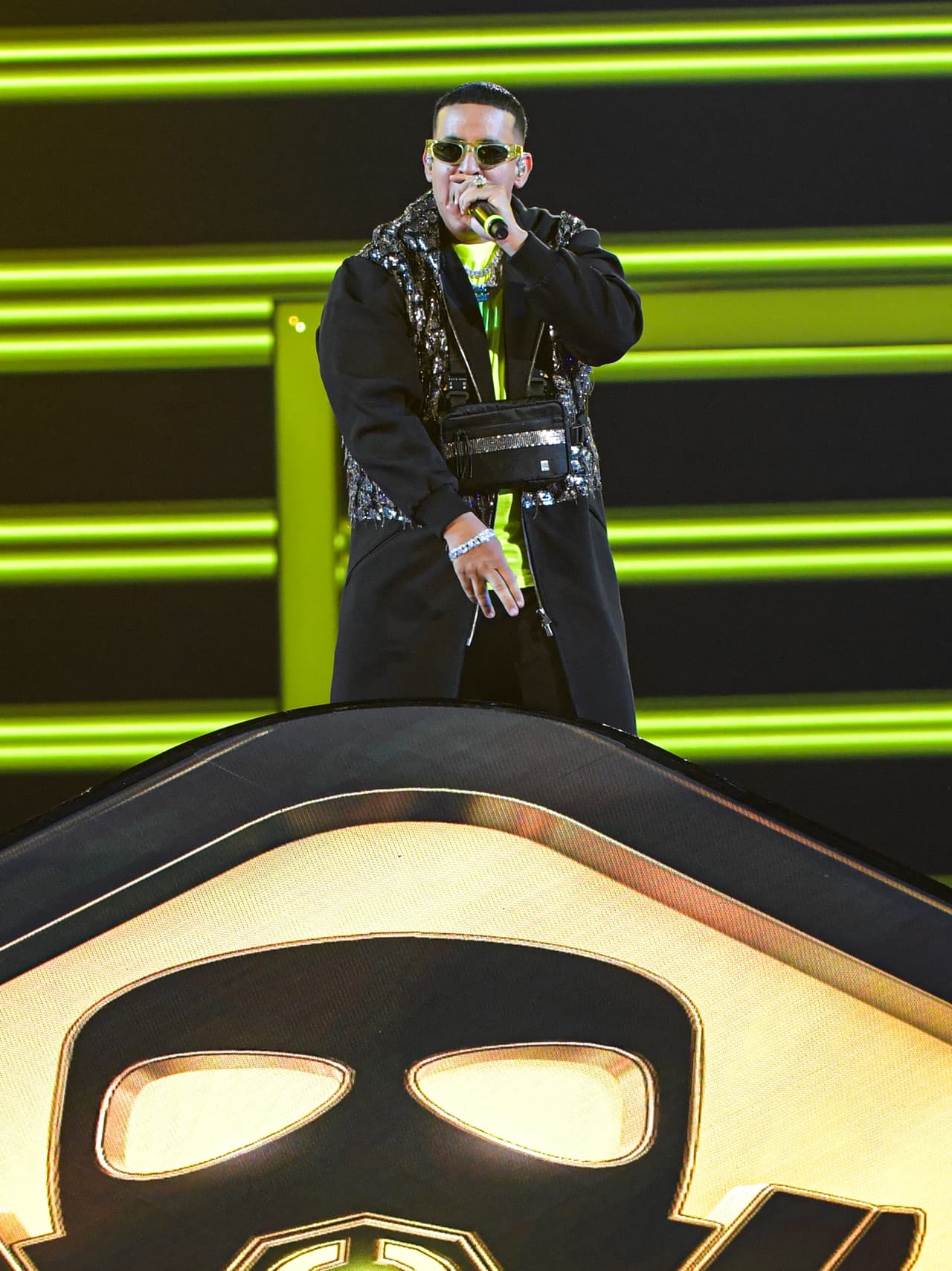 El siguiente en salir al escenario fue Daddy Yankee.