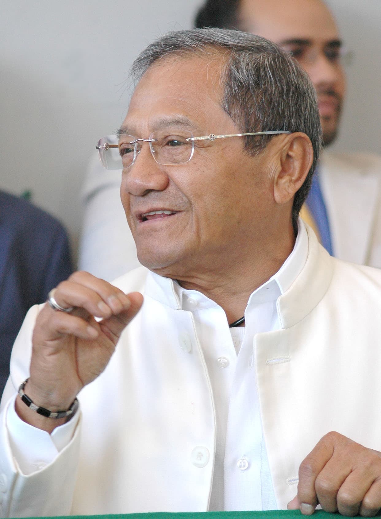 El propio presidente de México también habló de su muerte en su habitual conferencia de prensa. “Yo tengo que lamentar mucho, porque me están informando del fallecimiento de don Armando Manzanero”, dijo Andrés Manuel López Obrador.