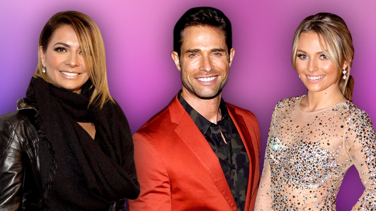 "Perdón, pero con el respeto estamos en un momento bien bonito, volvemos al teatro, estoy en un teatro tan importante (el Insurgentes), con actores tan importantes y con una obra tan bonita que yo la verdad, cada quien", agregó. 
<br>