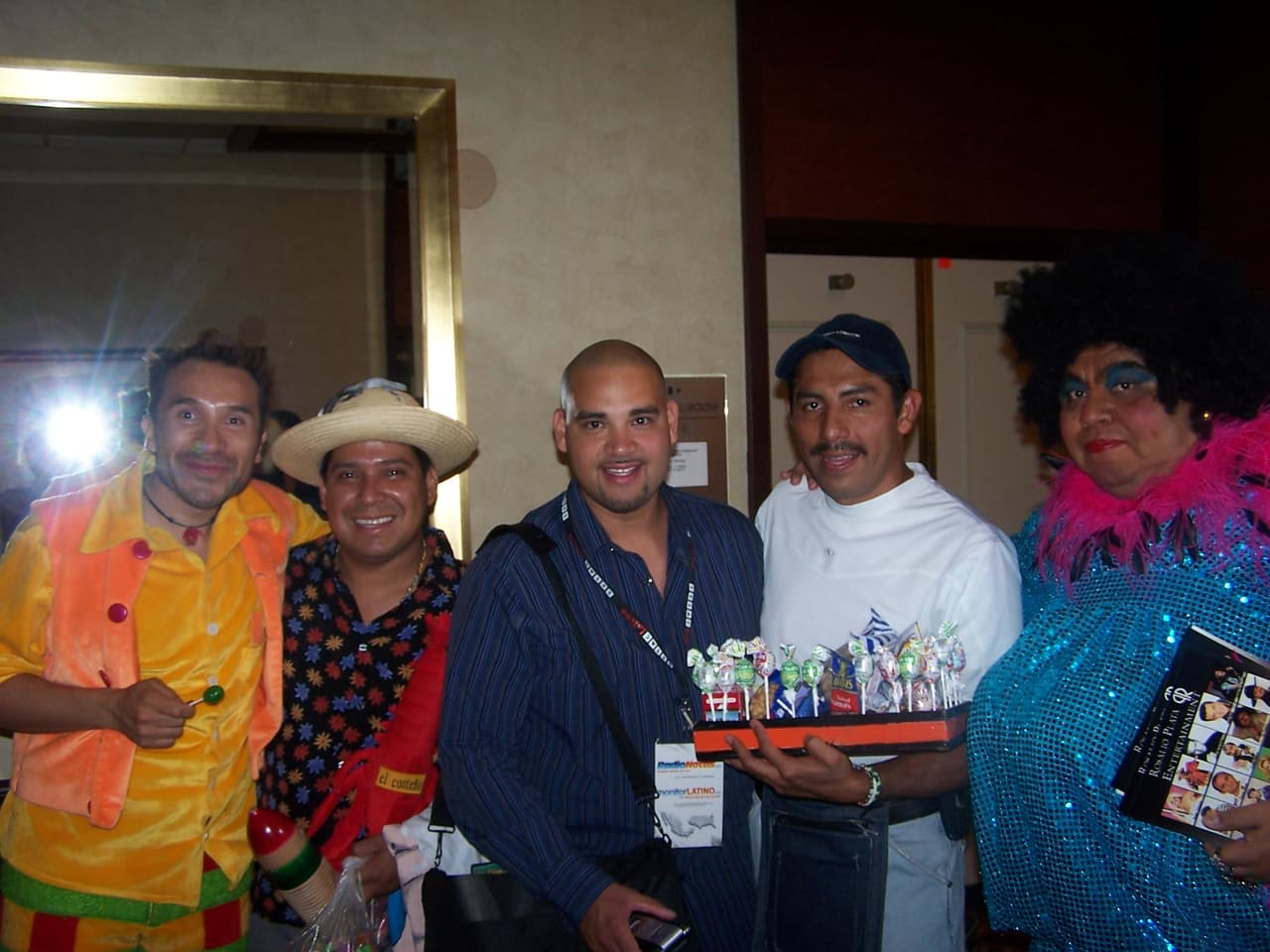 Compatiendo con mis compas Jr Peluche, El Costeño Ricardo Mendoza y El Coyote Miguel Galvan.