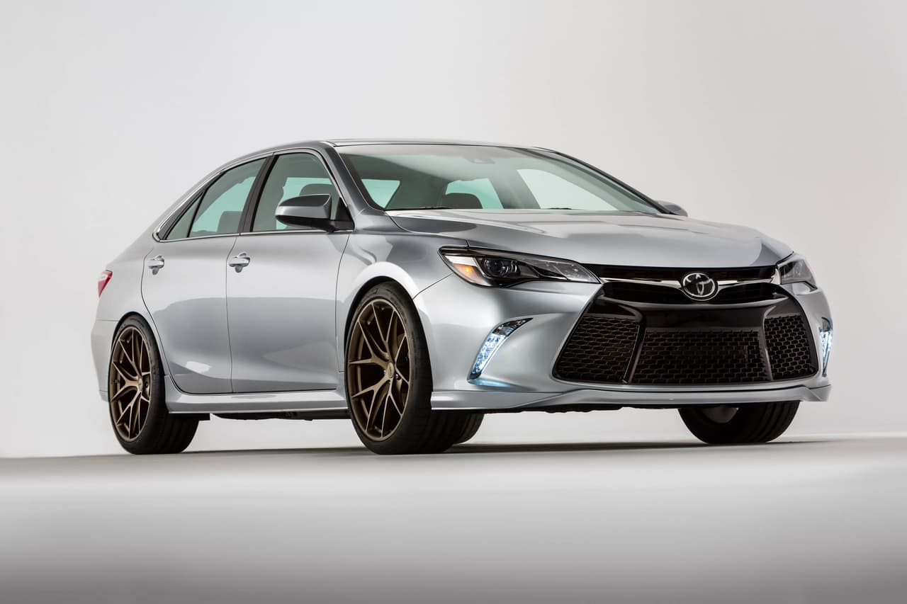 SEMA Edition TRD Avalon: Con suspensión baja, ruedas especiales de 19 pulgadas, este concepto muestra la potencia de este señorial sedán.