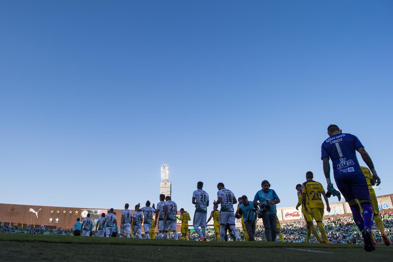 Un buen marco tuvo el estadio Corona para recibir a dos de los mejores cuatro equipos de esta Liguilla del Clausura 2018.