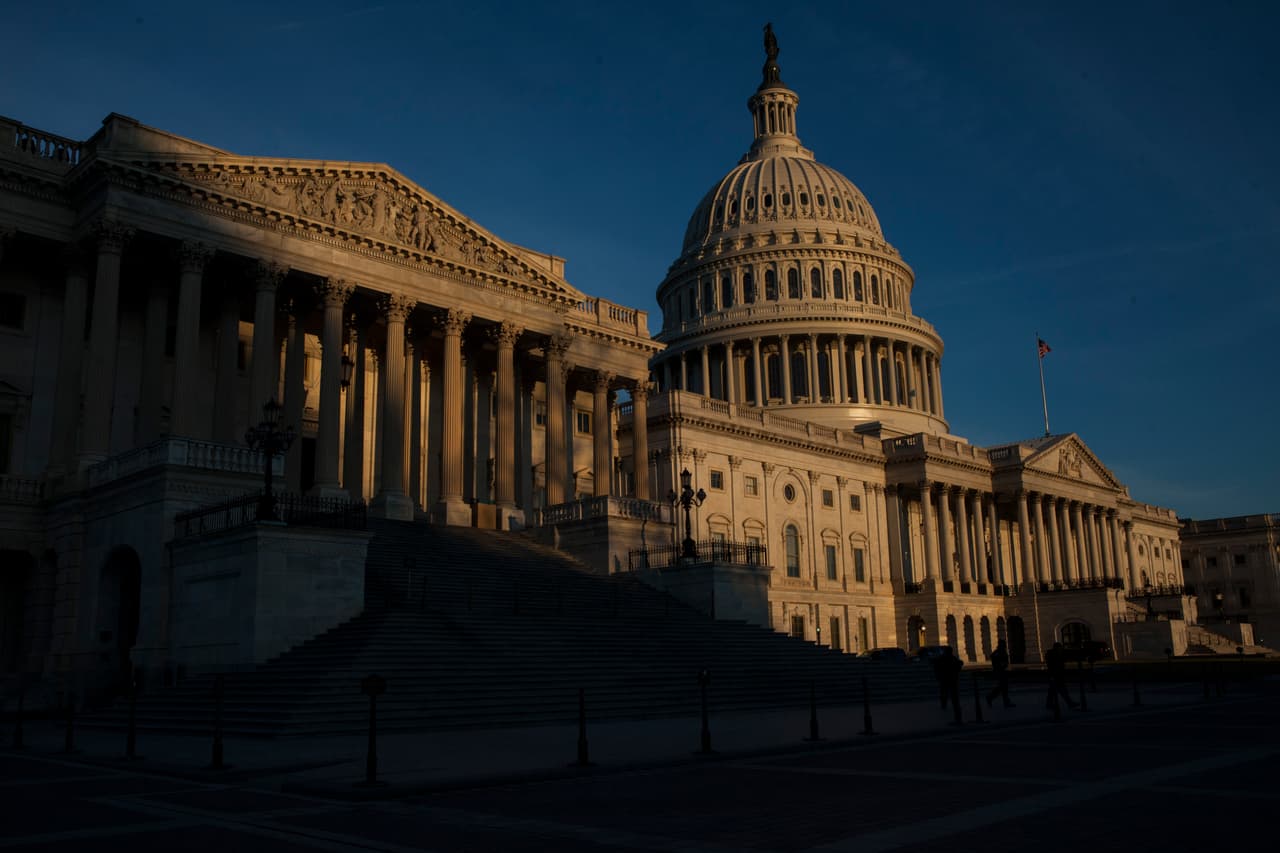 Explotar la rabia anti-Trump, la palanca demócrata para arrebatarle el Congreso a los republicanos