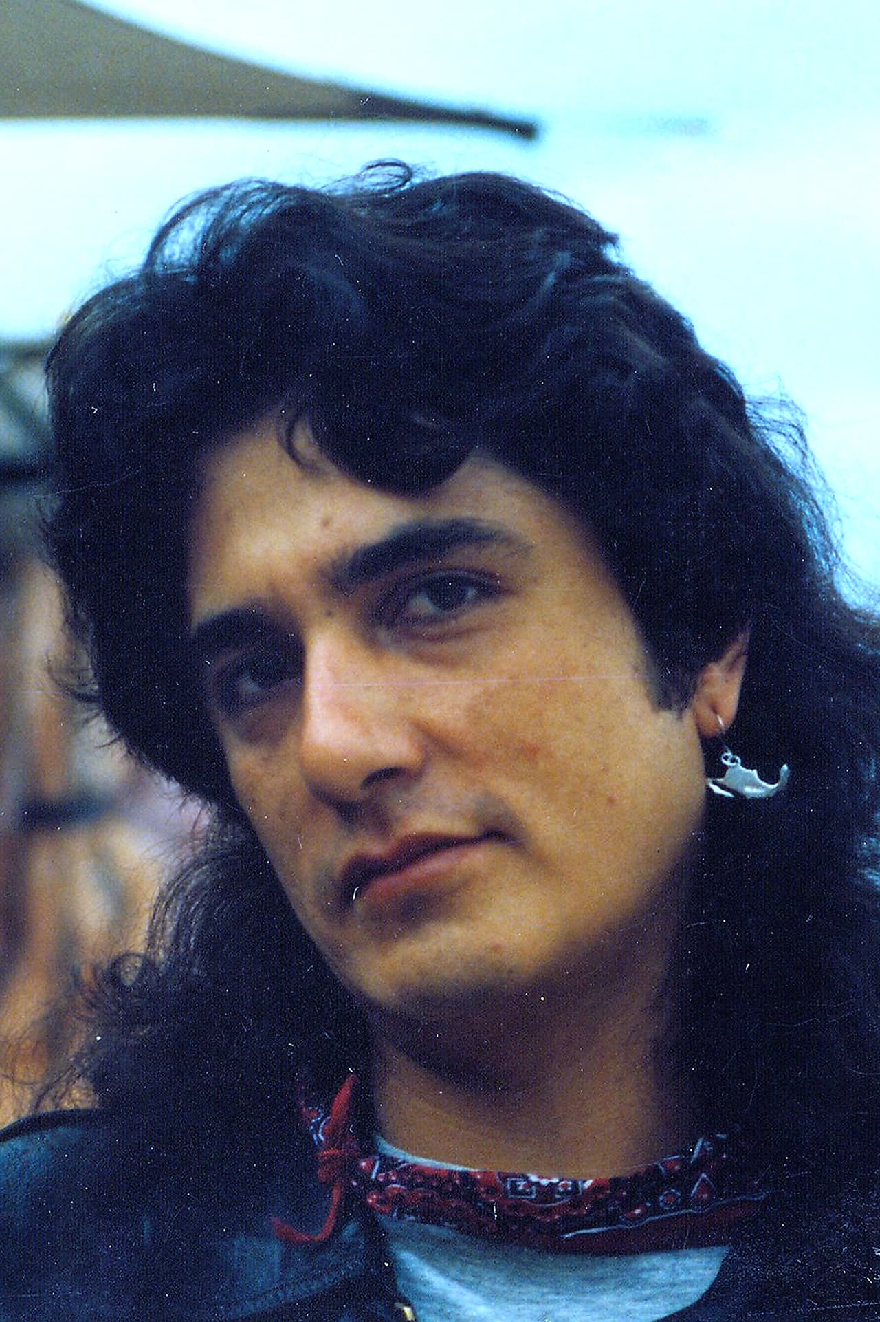 "Como lo dejó en claro en su carta de despedida, misma que escribió con total responsabilidad y conciencia:
<b><a href="https://twitter.com/ArmandoVegaGil/status/1112666222951391233" target="_blank">'No se culpe a nadie de mi muerte'</a></b>. Esta expresión no debe ser soslayada, sino asumida como un deseo genuino y patente de Armando", indica la agrupación.