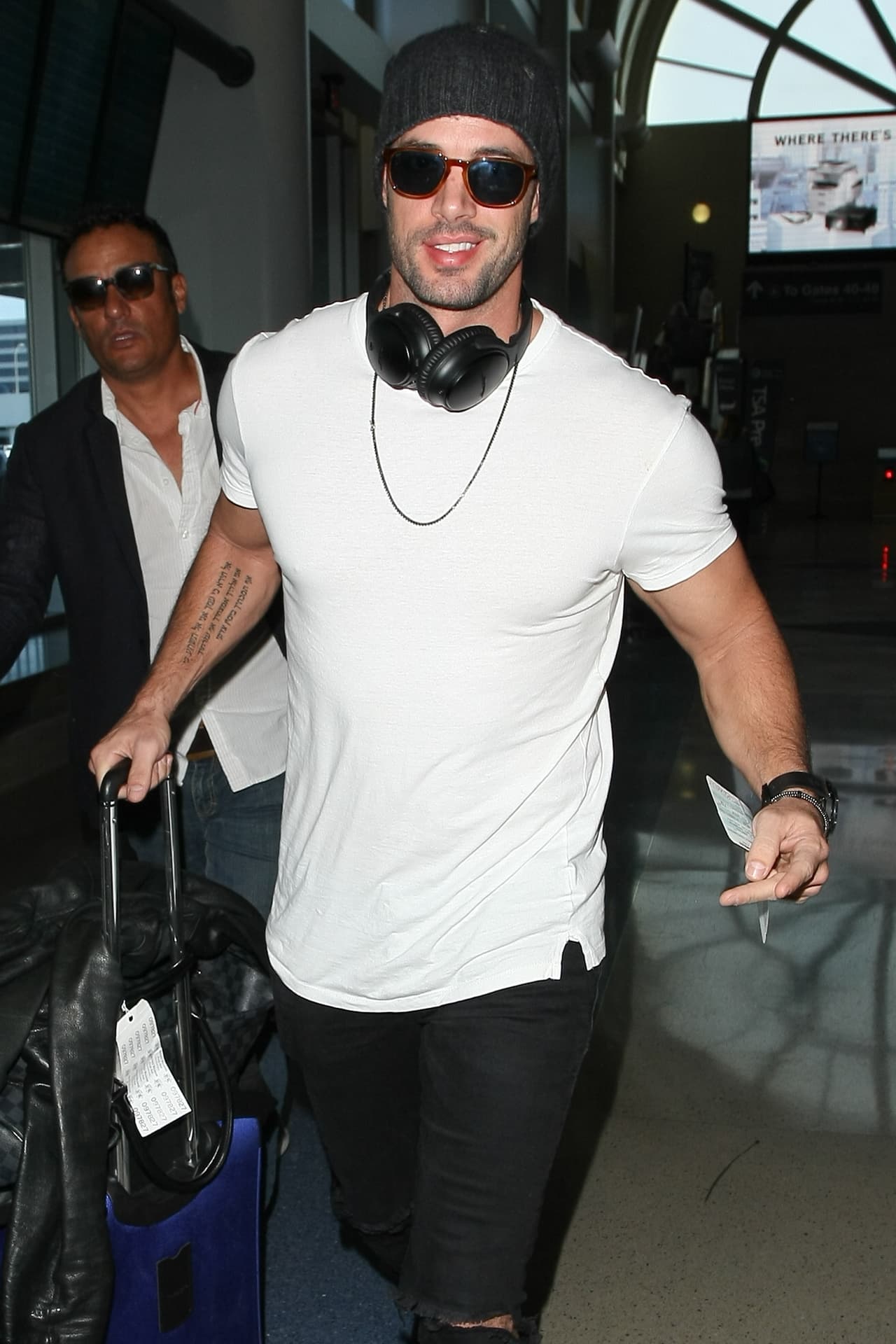 Y aunque se encuentran en diferentes partes, parece que la relación de la pareja va viento en popa.