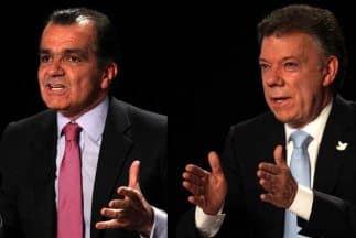 Los candidatos presidenciales pelean por los votos de sus rivales en la segunda vuelta electoral en Colombia.