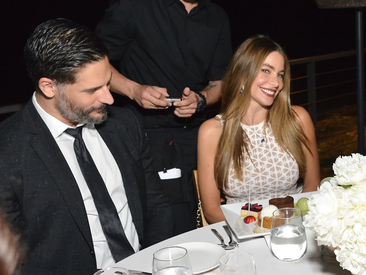 Es una invitación grande, muy completa y con lindos detalles. ¡Enhorabuena!