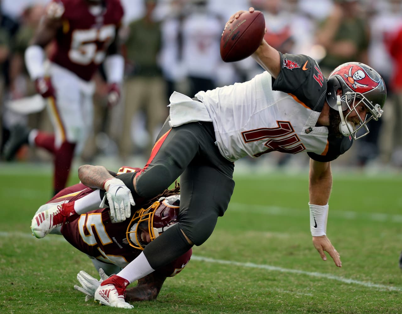 <b>25) Tampa Bay Buccaneers (3-6)</b>. Generar más de 500 yardas en un juego es motivante, pero sacar solo 3 puntos de ello, frustrante. Tuvieron cuatro costosas pérdidas de balón ante los tibios Redskins.