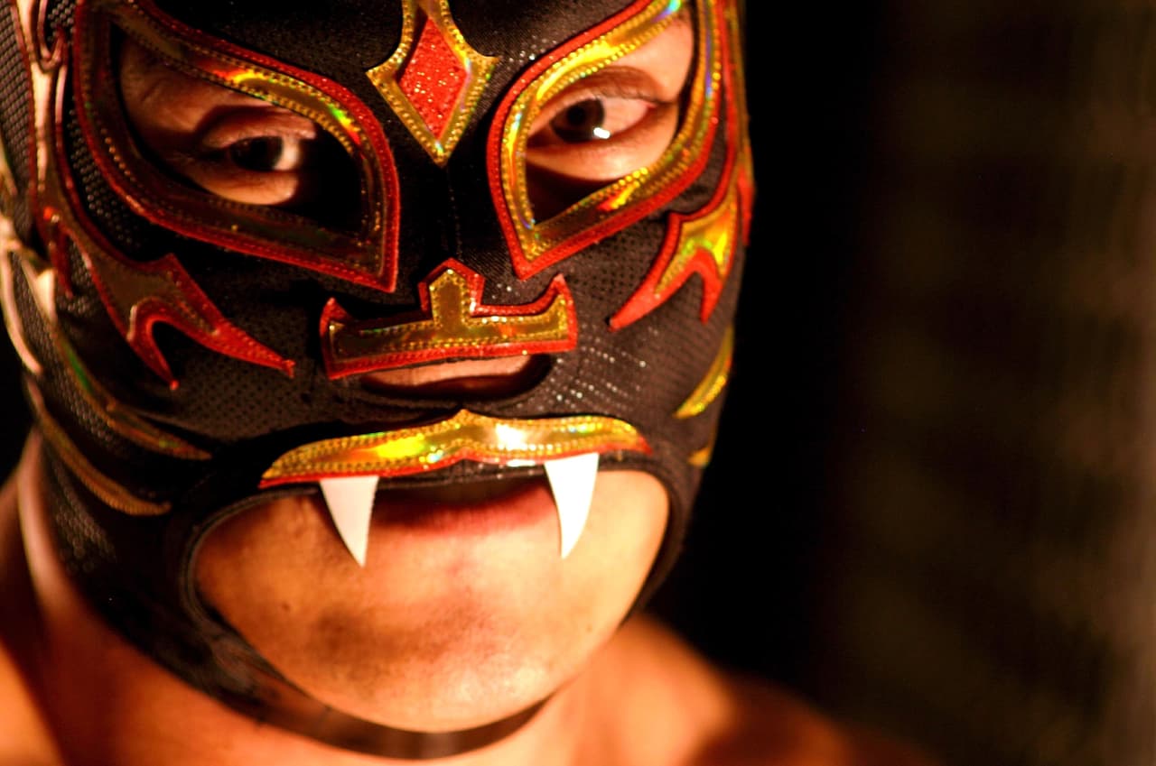 Xtreme Tiger hizo pareja con Rey Misterio en dicha batalla. Manik fue pareja de Aguayo.