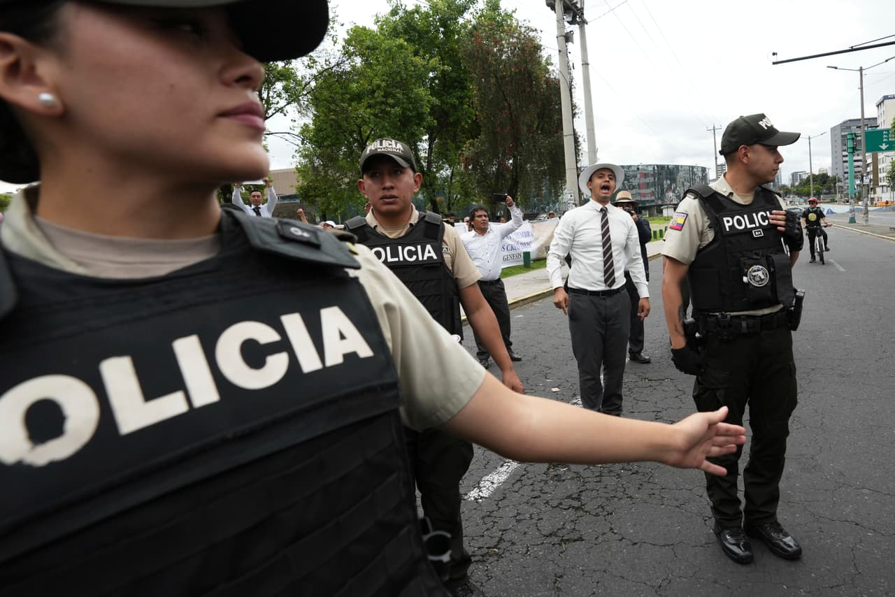 "Pipo", líder de Los Lobos y aliado del CJNG, niega haber ordenado el asesinato de Fernando Villavicencio, candidato presidencial de Ecuador