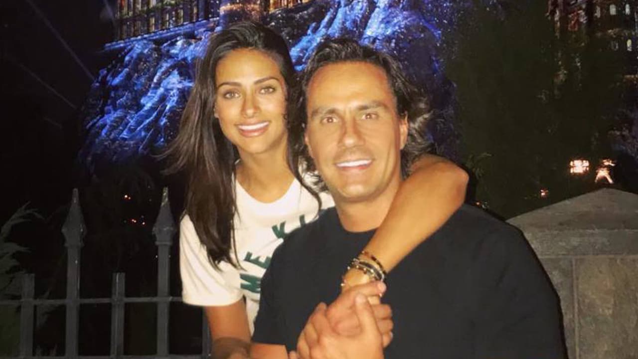 "Alejarnos nos hizo ver las cosas de otra manera, tener un panorama mucho más claro de lo que nos pasó y ahorita estamos muy contentos", dijo a 
<b><a href="https://www.tvynovelas.com/mx/en-exclusiva/renata-notni-reconciliada-felizmente/" target="_blank">TVyNovelas </a></b>en una entrevista publicada en diciembre pasado. 
<br>