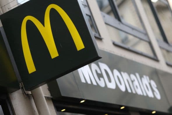 5. MCDONALD’S. La empresa de comida rápida cayó un puesto, pero sigue en el Top Five gracias a sus 85,706 millones de dólares.