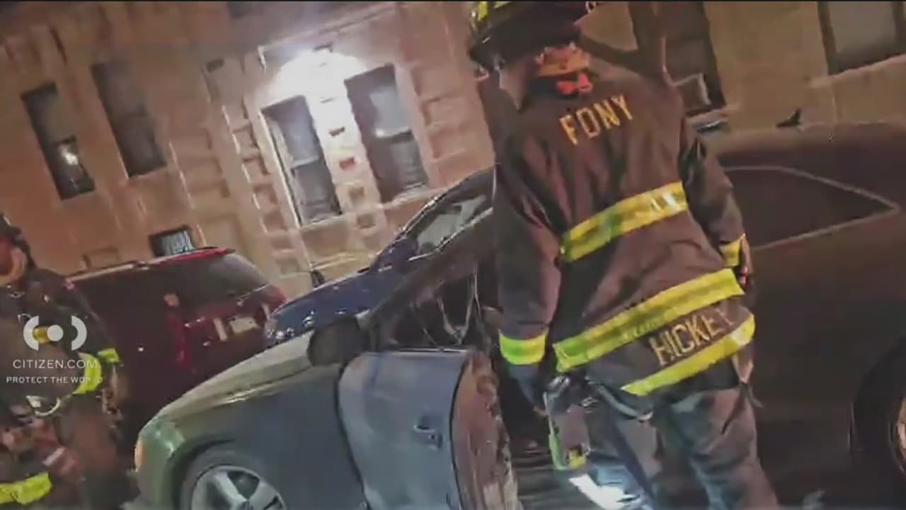 Disputa doméstica termina con el incendio de un vehículo y dos heridos en Washington Heigh
