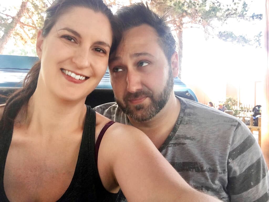 Pareja demanda a una clínica que implantó a la mujer un embrión equivocado en una fecundación in vitro