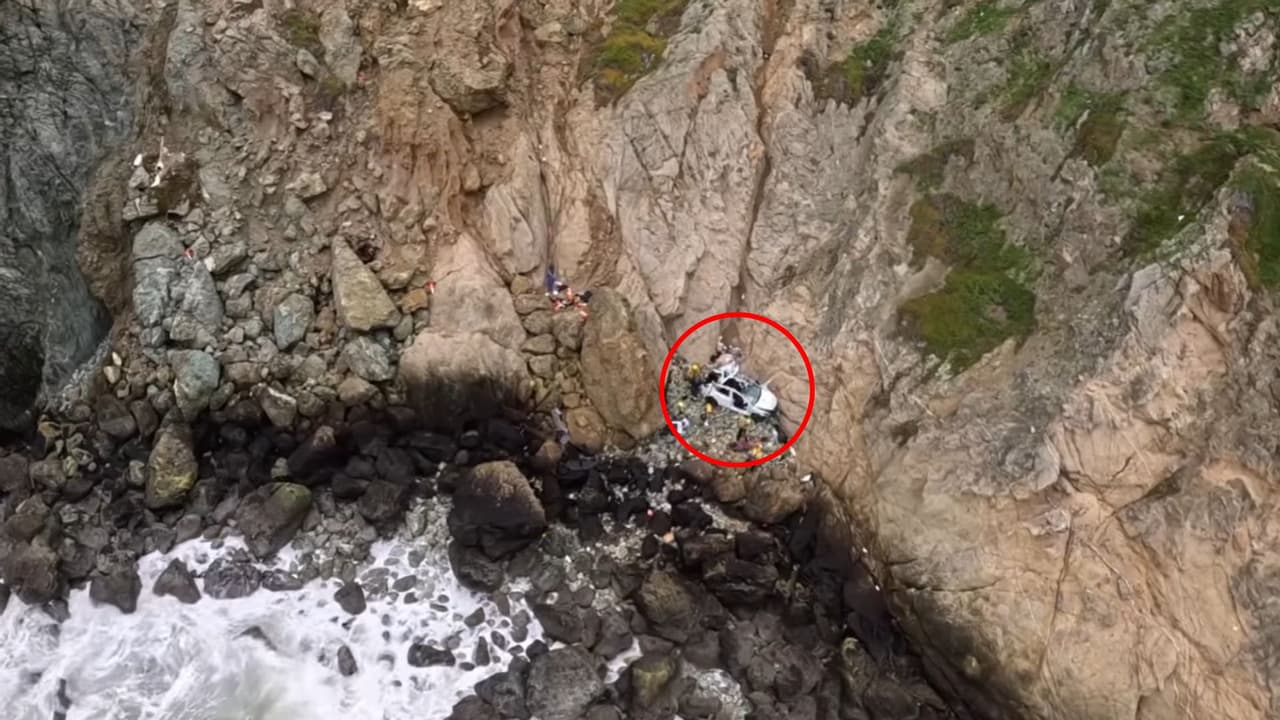 Los niños que viajaban en el auto tienen 9 y 4 años.
<br>