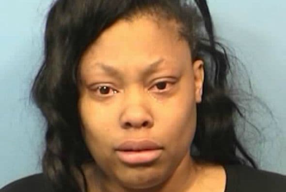 Buscan a mujer que se dedicaba a cometer fraudes con tarjetas de crédito