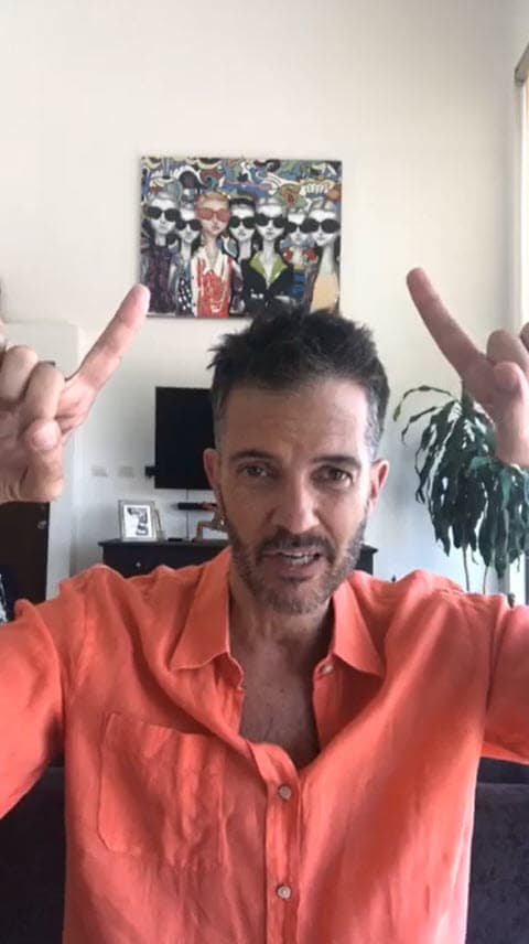 "La semana pasada
<b><a href="https://www.tvnotas.com.mx/noticias-espectaculos-mexico/fernando-del-solar-estuvo-hospitalizado-tras-sufrir-una-crisis" target="_blank"> tuvo que ser internado porque sigue batallando con recaídas</a></b> y tuvo una crisis", confirmó Ana Ferro, su pareja, en entrevista para TVNotas. 
<br>