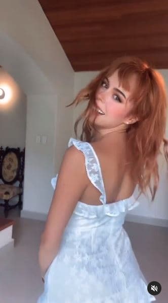 Quien estudió en el CEA de Televisa dijo que ha admirado al productor durante toda su vida y que la edad no ha influido en su relación, pues para ella lo más importante es el trato que ha recibido de parte del papá de Emilio Osorio.