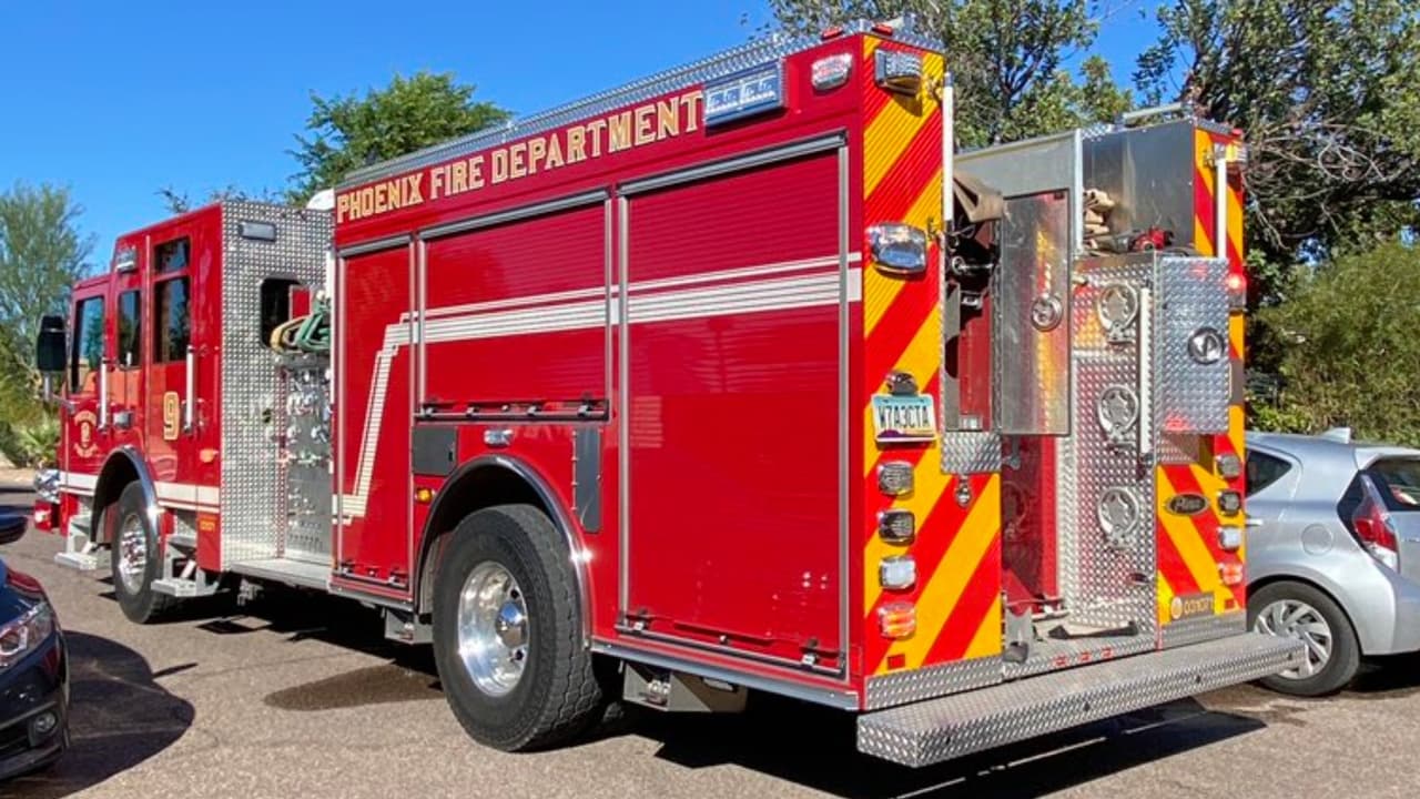 Evacúan a residentes por fuga de amoniaco en Reddy Ice en el sur de Phoenix