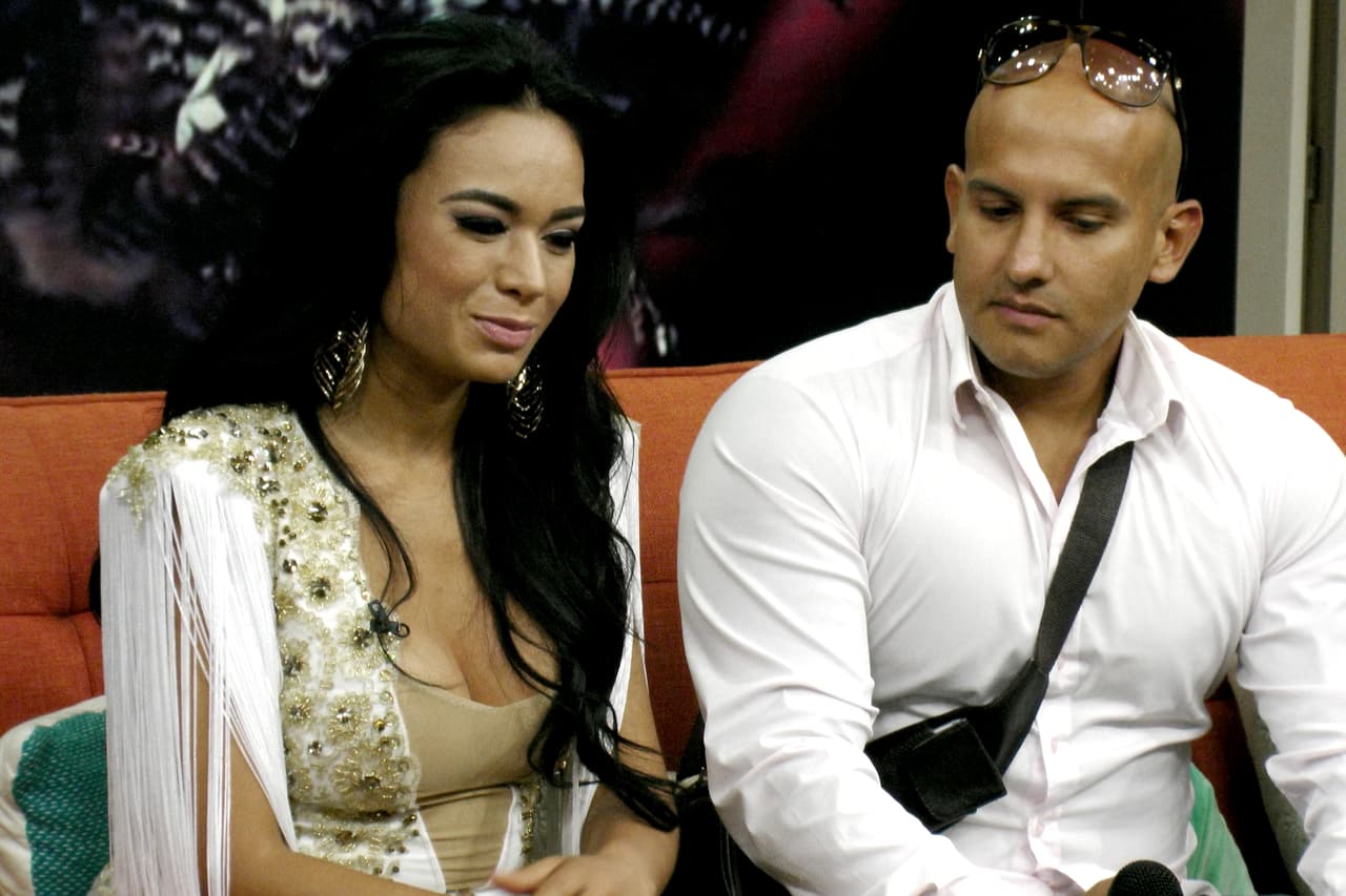 Giovanni, el esposo de Zarelea, aceptó participar un momento en la charla.