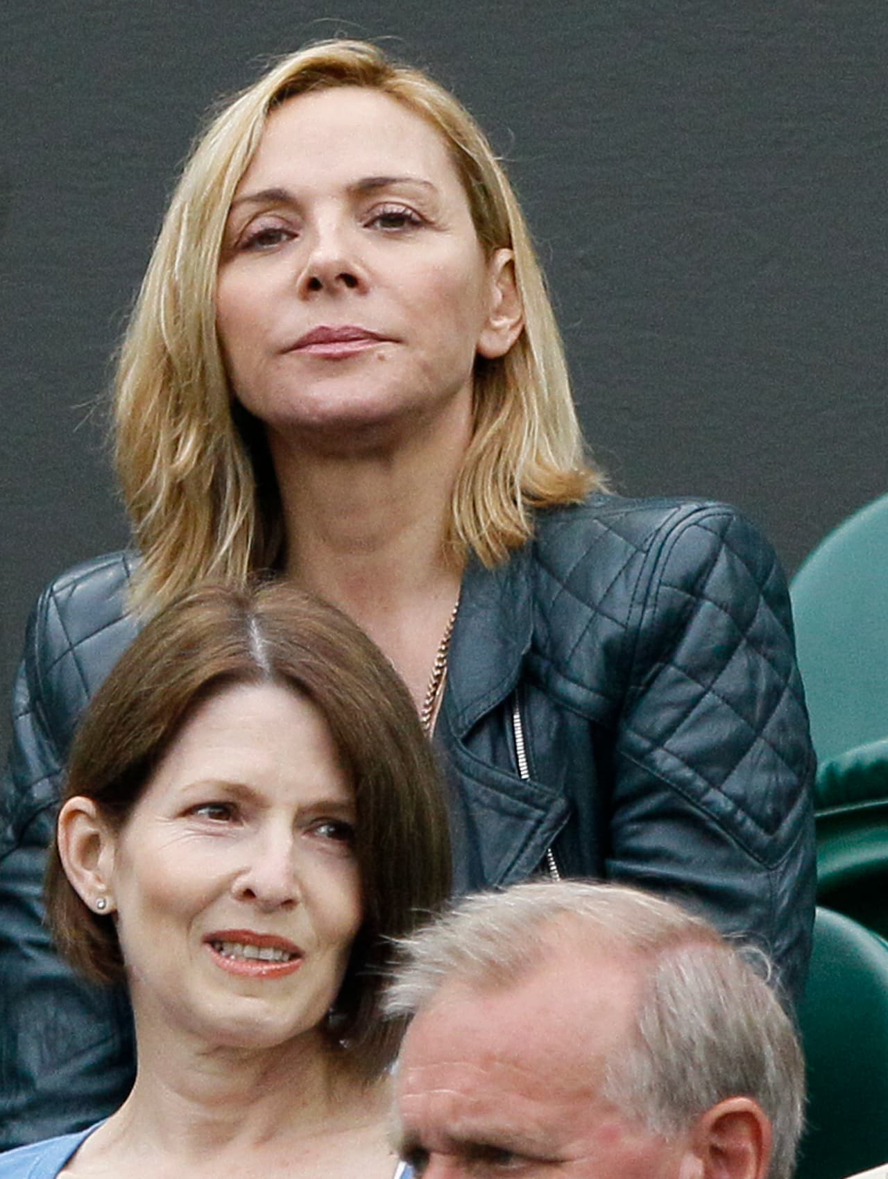 A poco tiempo de publicar la información, Cattrall compartió un nuevo y emotivo mensaje revelando que su hermano había fallecido y, aunque dio las gracias por toda la ayuda, pidió privacidad en estos difíciles momentos.
<br>