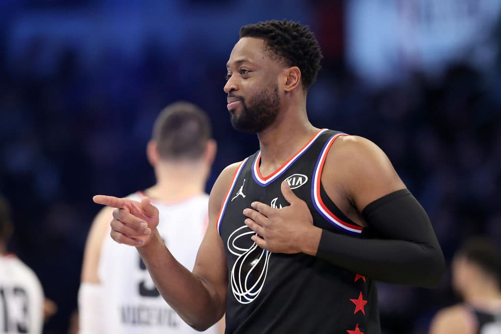 En el caso de Dwyane Wade jugó poco más de 10 minutos y anotó 7 puntos pero también se despide de los Juegos de Estrellas con su presencia en Charlotte.