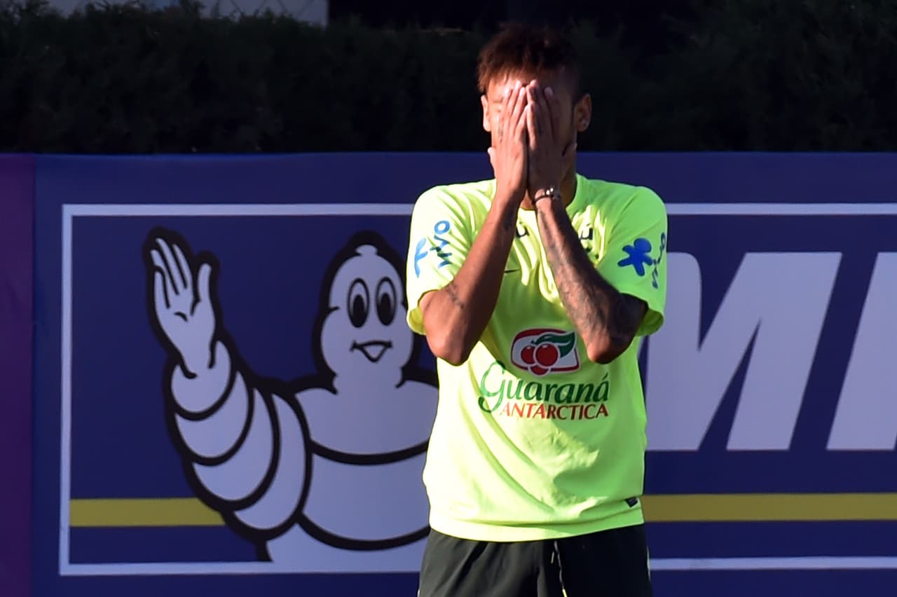 La madre de Neymar declarará desde Brasil por el presunto fichaje iiregular de su hijo