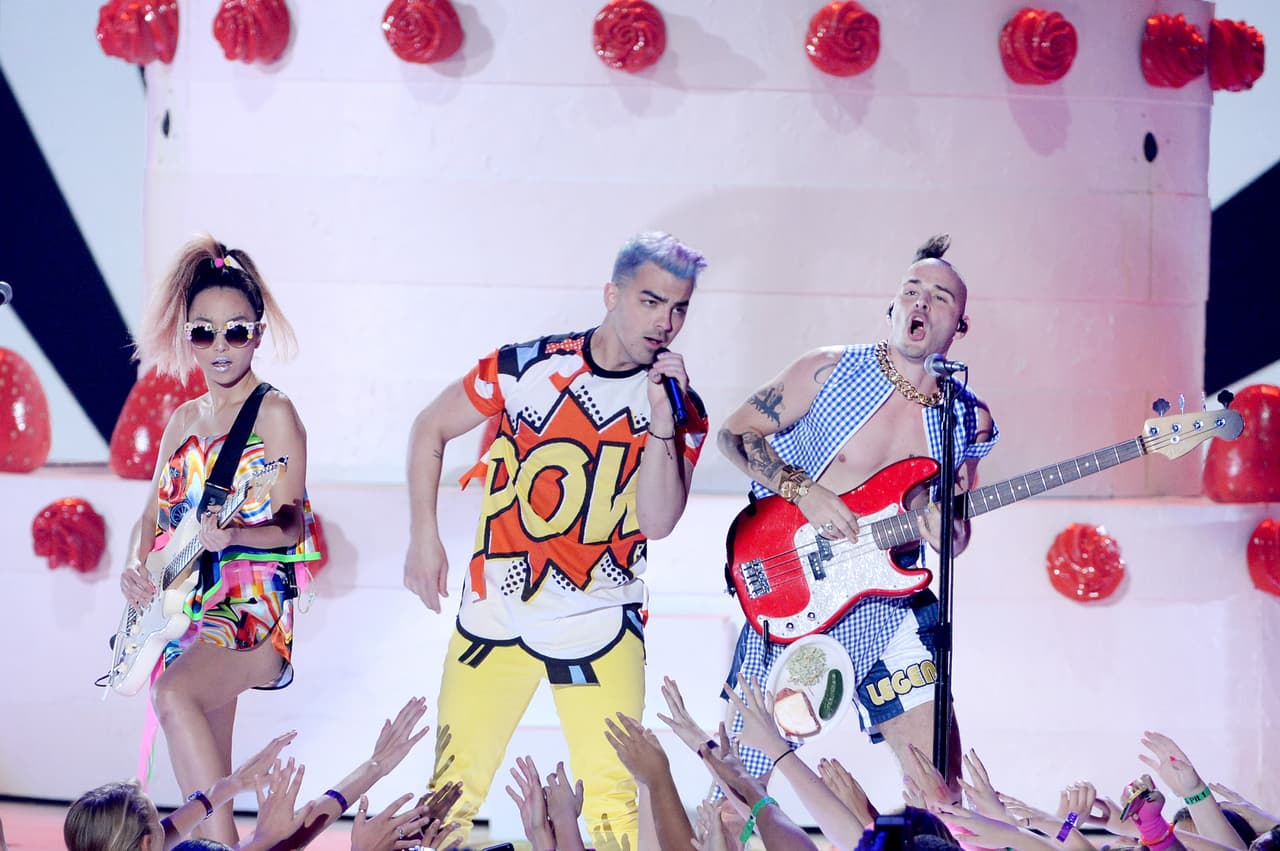 Estos chicos hacen una combinación muy divertida que ha sido del gusto de muchos.