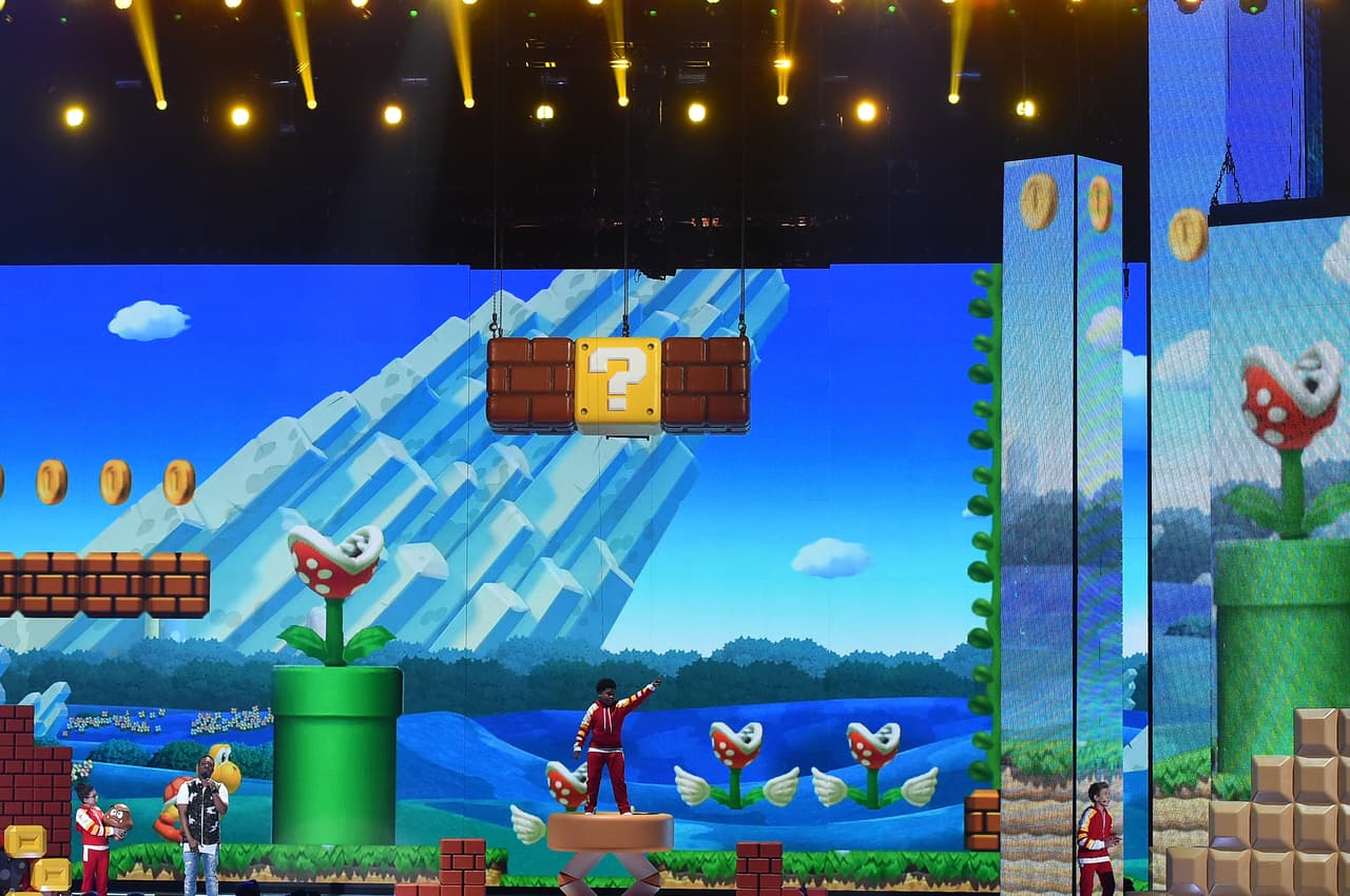 ¿Te acuerdas lo que salía una vez que golpeabas esas cajas doradas con signos de interrogación?