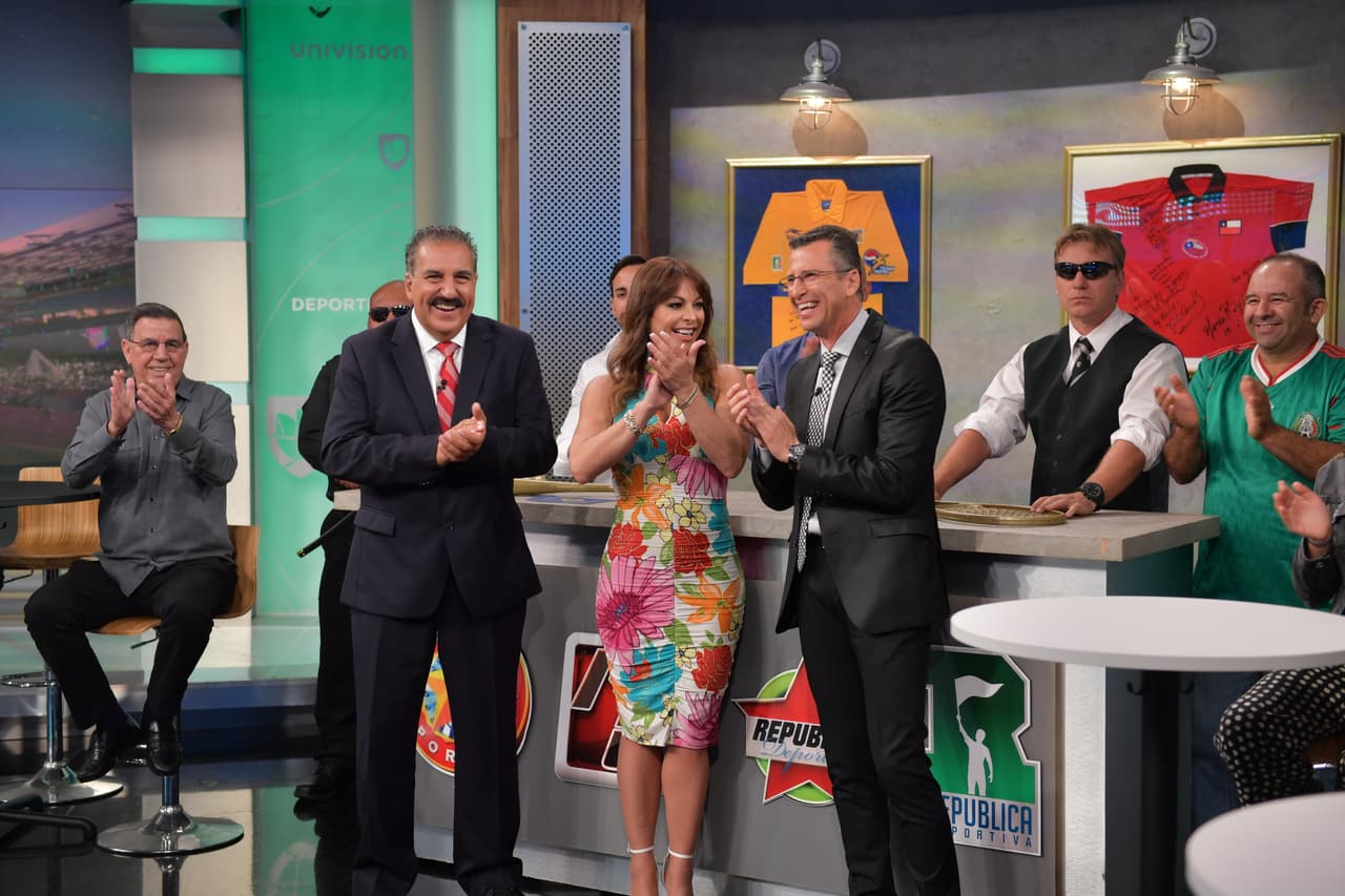 República Deportiva cumple 20 años de alegría e información y así los vivimos este domingo.