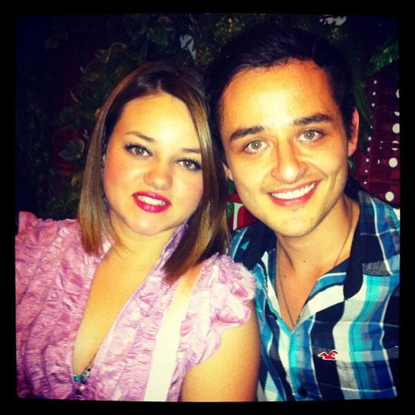 <b>Andrea</b> siguió estudiando actuación y ha trabajado en teatro.