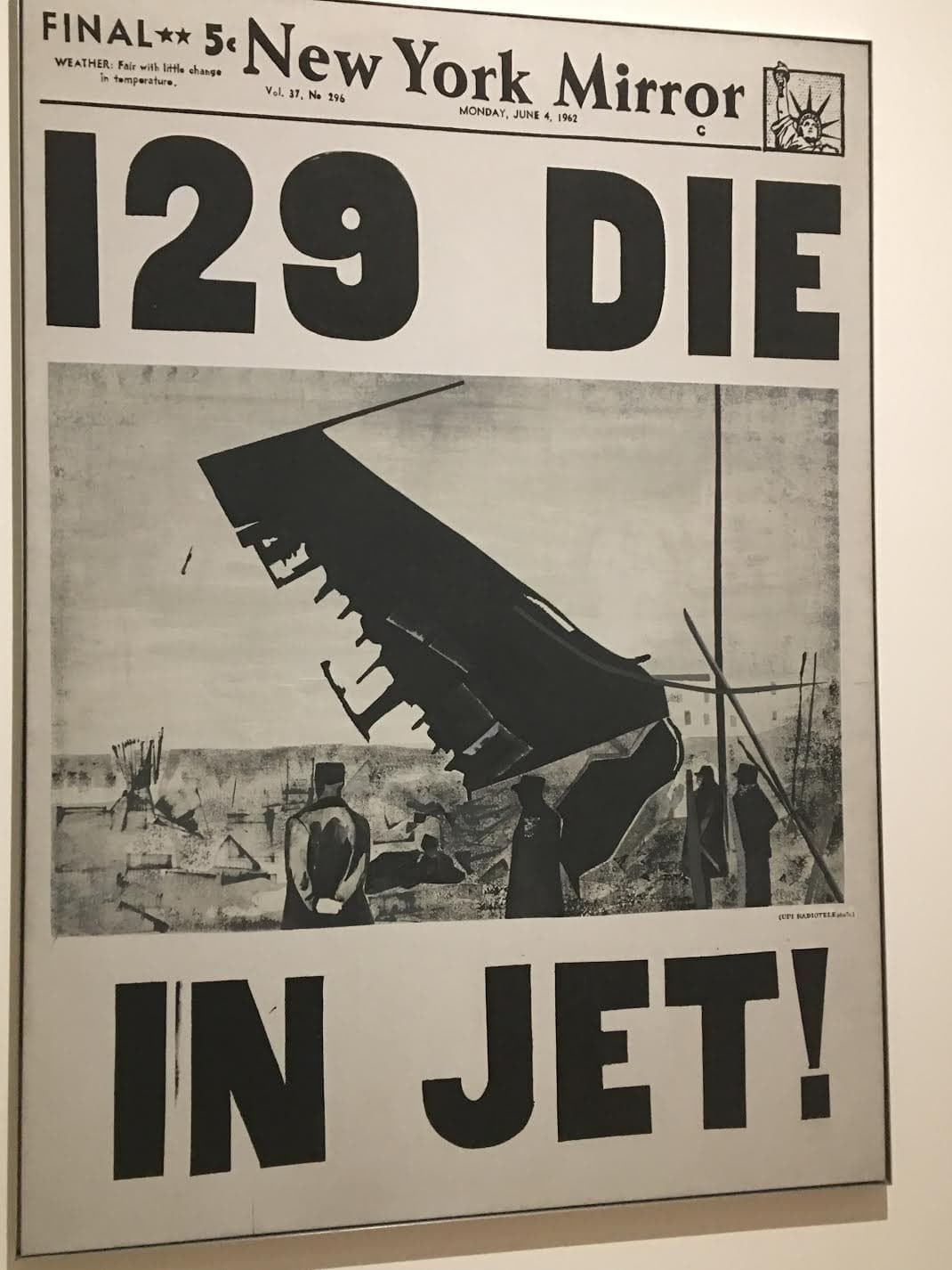 El estilo del artista se desarrolló a partir de la cultura pop en Estados Unidos proyectada por diarios y revistas, publicidad, y el diseño de productos comerciales.