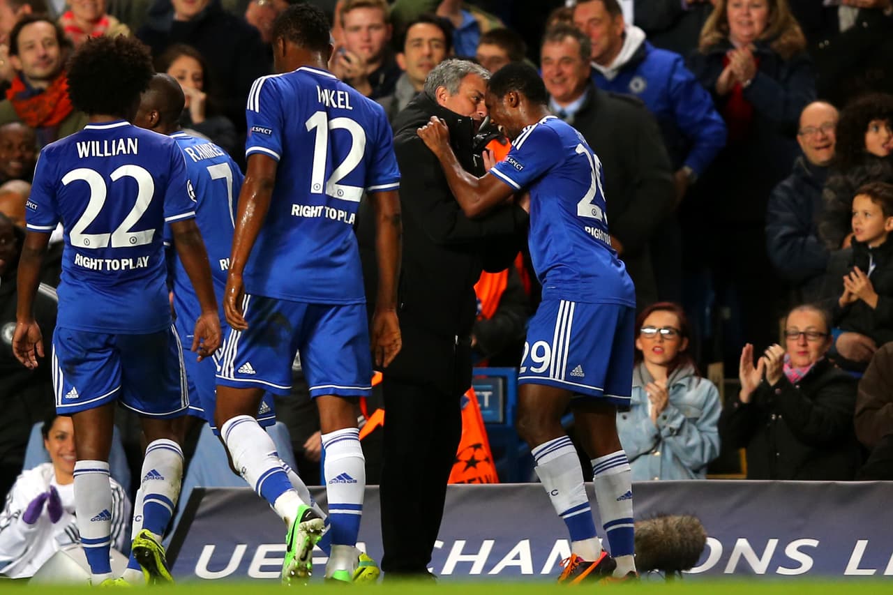 Eto’o elogia a Mourinho y quiere verlo dirigir al Barcelona