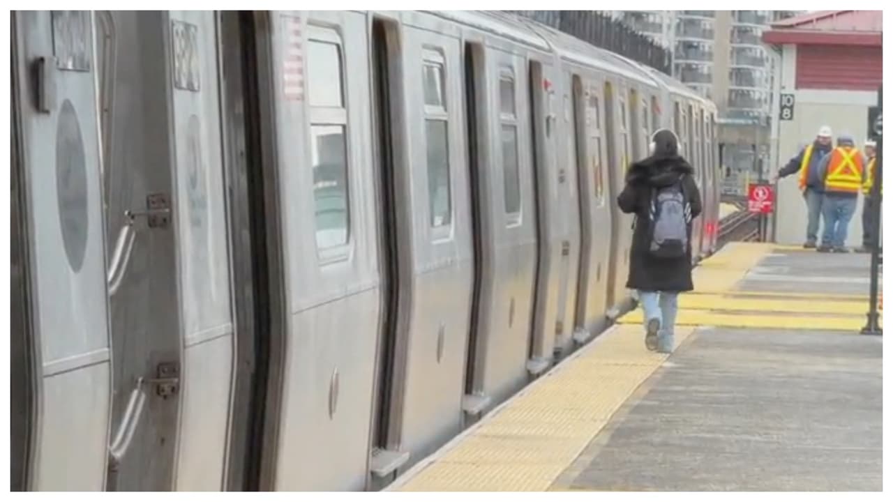 Un día después del incidente, y de haberse reanudado el servicio, 
<b>los trenes operaban con lentitud debido a los trabajos de reparación de las vías</b>, donde se cree que pudo estar el desperfecto que provocó el descarrilamiento.