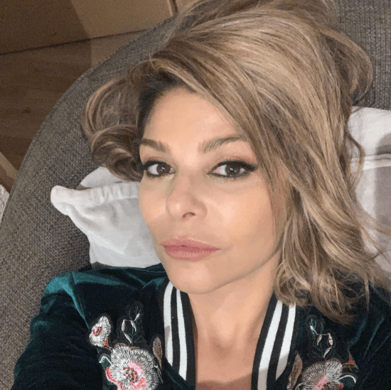 <b>Itatí Cantoral </b>
<br>A través de sus redes sociales, la protagonista de ‘Hasta que el dinero nos separe’, no duda en compartir con usuarios de Internet sus mejores momentos, próximos proyectos y vacaciones, en las que presume hermosos bikinis que dejan al descubierto su abdomen.
