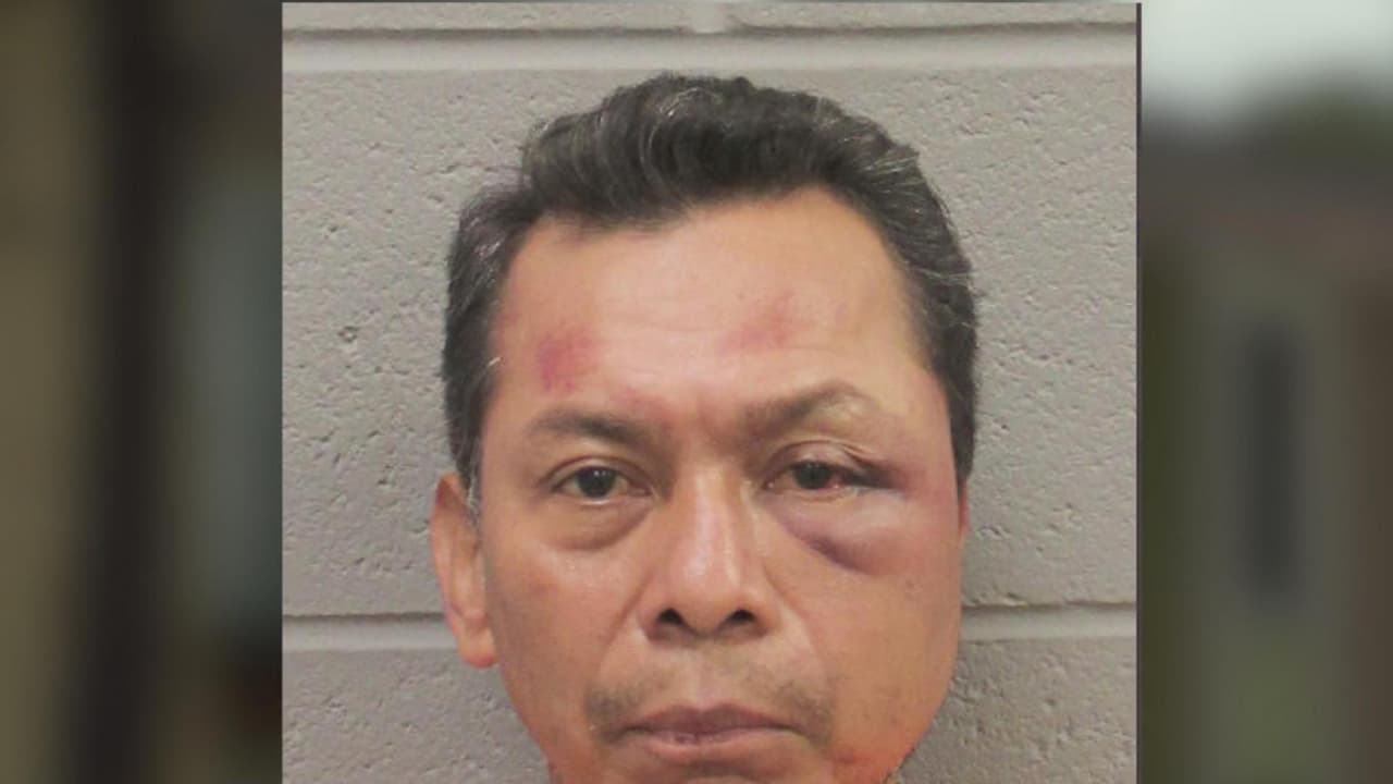 <b><a href="https://www.univision.com/local/houston-kxln/acusan-holman-hernandez-secuestrar-nina-3-anos-houston" target="_blank">Holman Hernández</a></b>, de 50 años, recibió una fianza de $1 millón por el delito de secuestro agravado de una menor de edad.