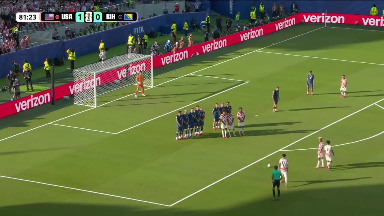 ¡Golazo de Estados Unidos desde el tiro libre vs. Bosnia en el Mundial 2026!