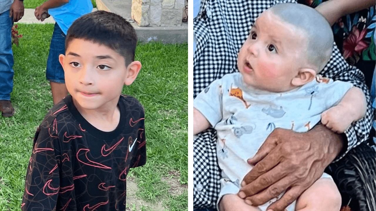 Cresencio, de 6 años, junto a Cristobal, de 6 meses.