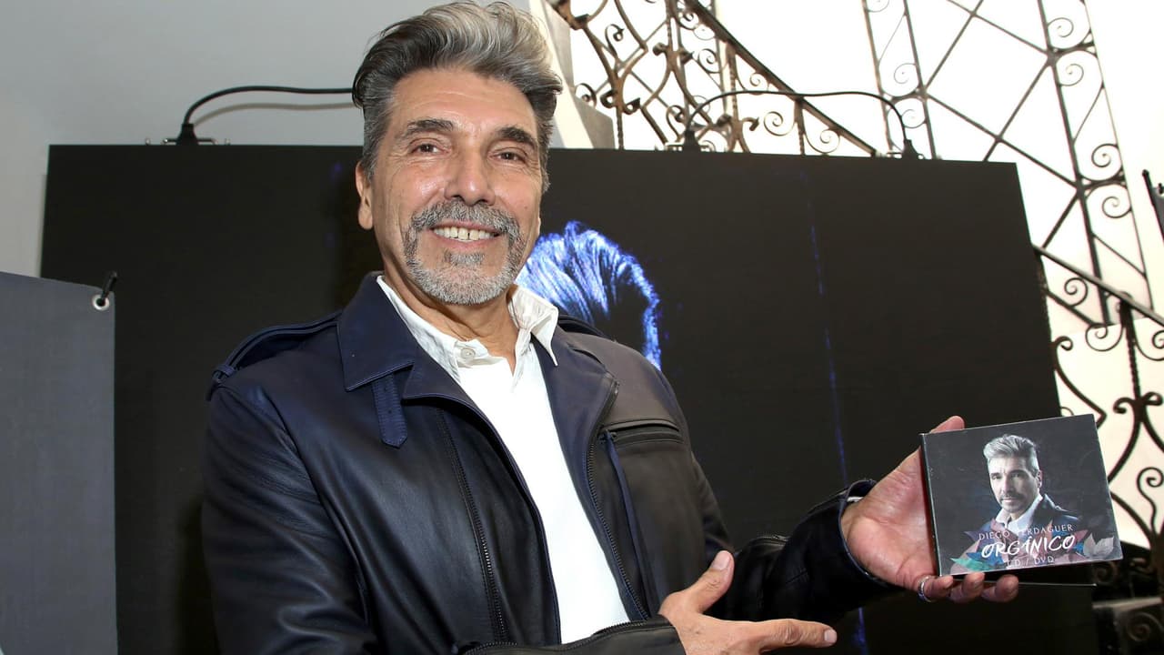 Luto en el mundo musical por la muerte del cantante argentino Diego Verdaguer por complicaciones del covid-19